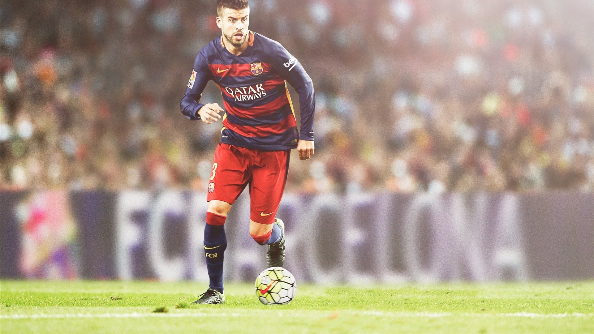 巴萨中场协作紧密,团队配合默契,巴萨有名的中场